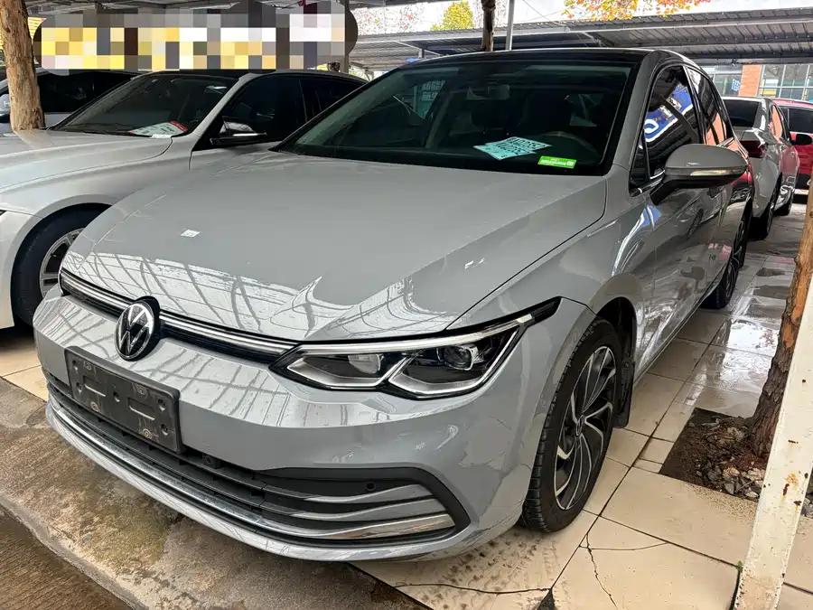 Volkswagen Golf 2021 Бензин