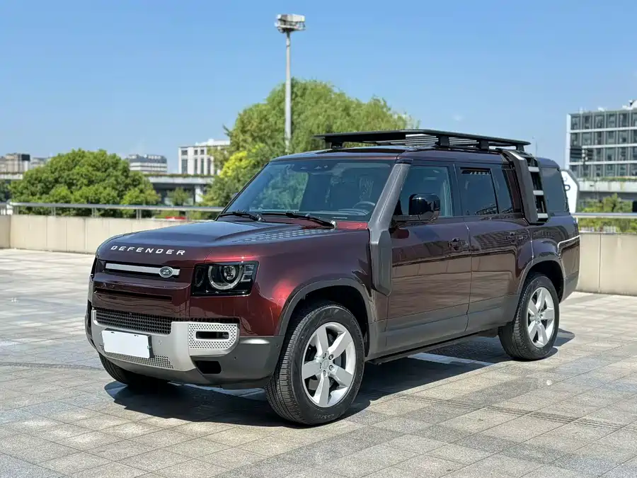 Land Rover Defender 2023 Гибрид
