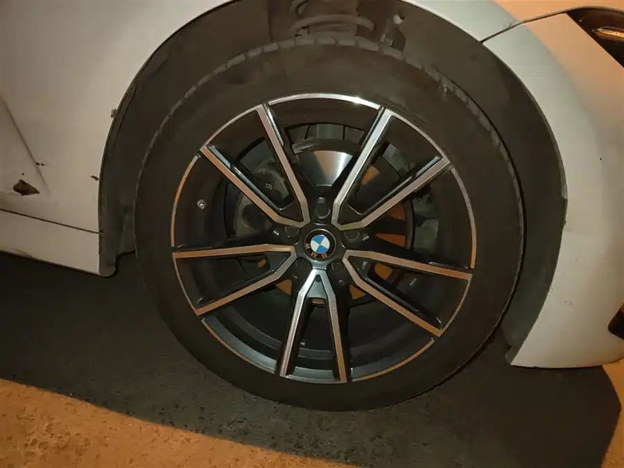 BMW 3 Series 2024 Бензин