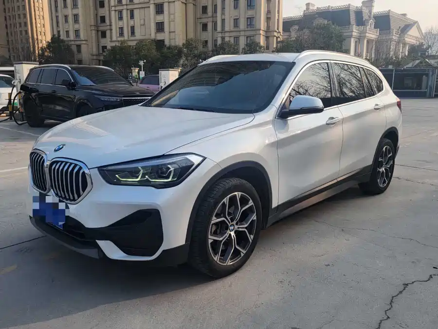 BMW X1 2023 Бензин
