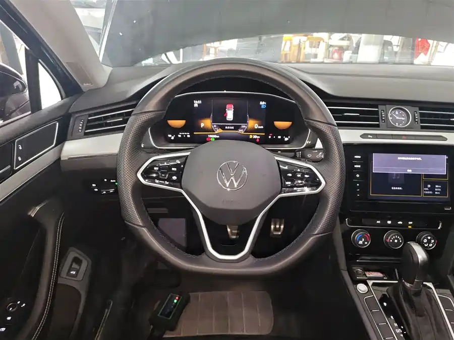 Volkswagen Magotan 2025 Бензин