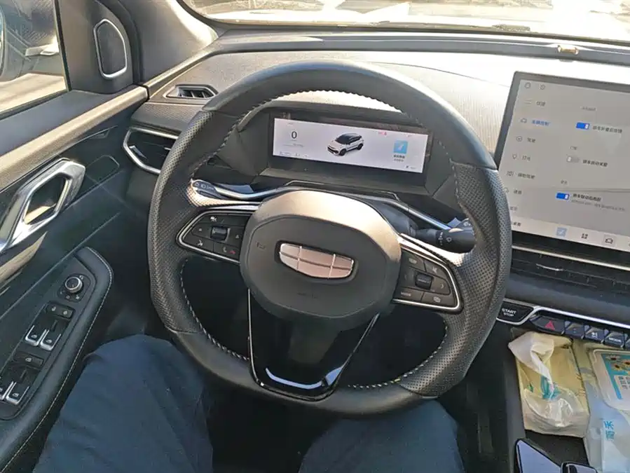 Geely Coolray 2024 Бензин