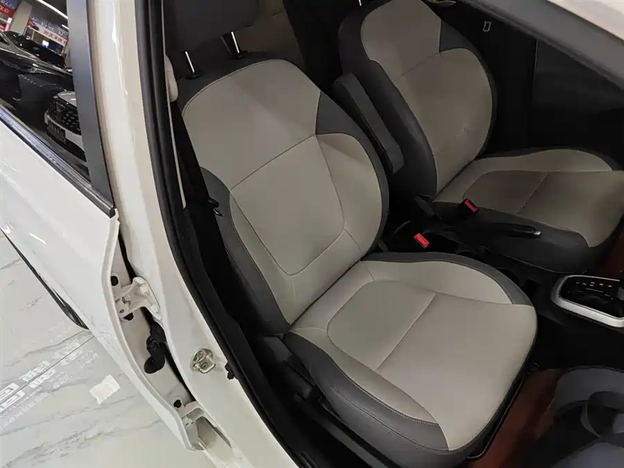 Kia pegas 2018 Бензин