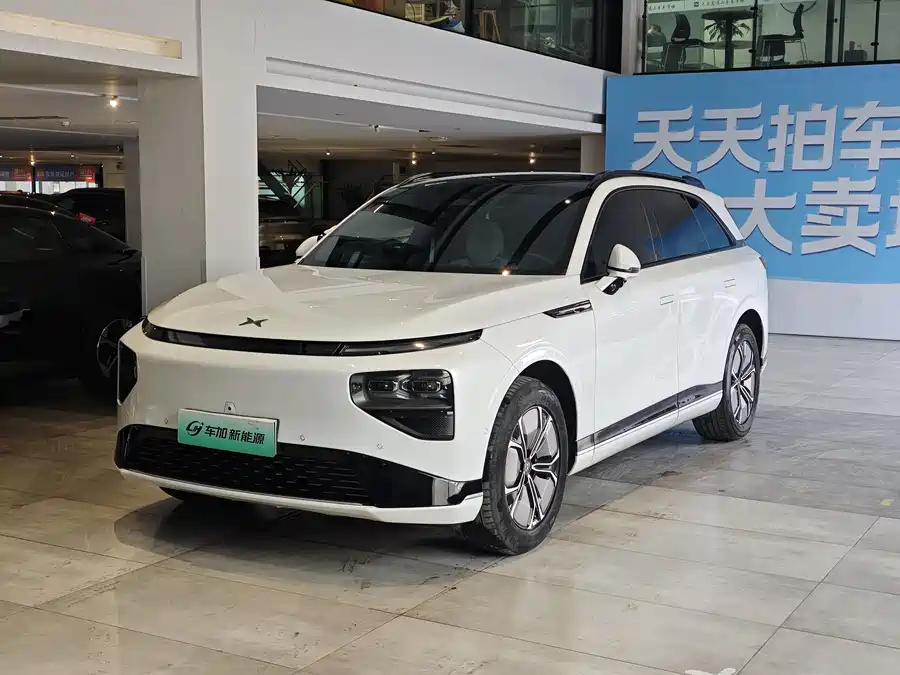 Xpeng G9 2024 Электрический