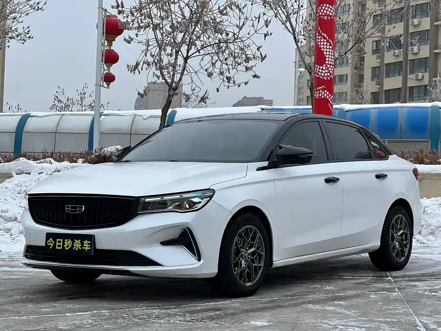 Geely Emgrand 2022 Бензин