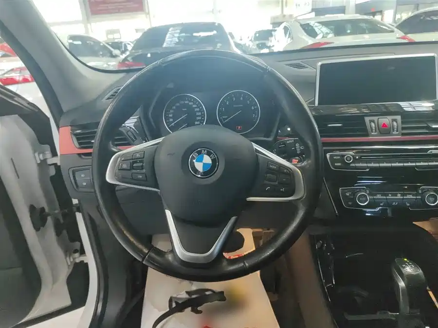 BMW X1 2017 Бензин