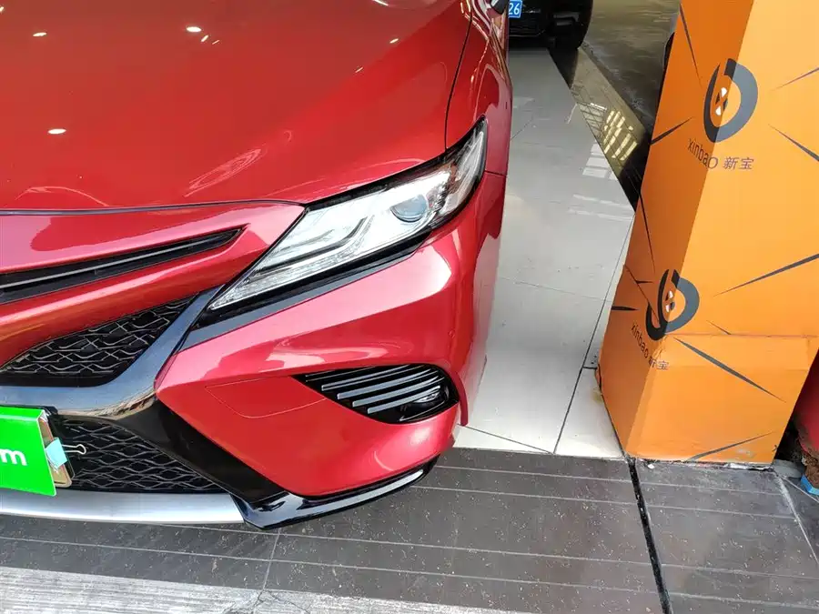 Toyota Camry 2018 Бензин