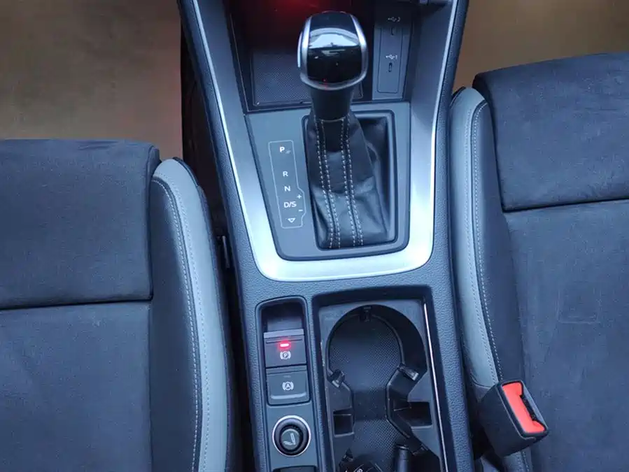 Audi Q3 2022 Бензин