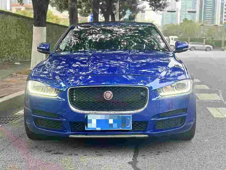 Jaguar XEL 2019 Бензин