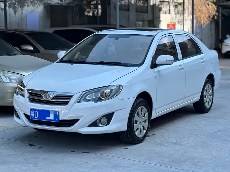 Toyota Corolla 2014 Бензин