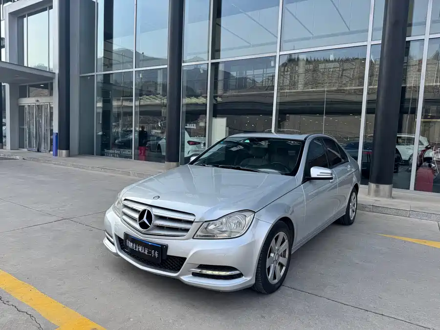 Mercedes-Benz C-Class 2013 Бензин