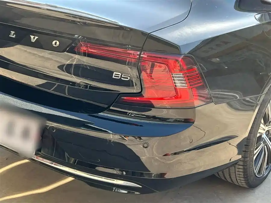 Volvo S90 2024 Гибрид