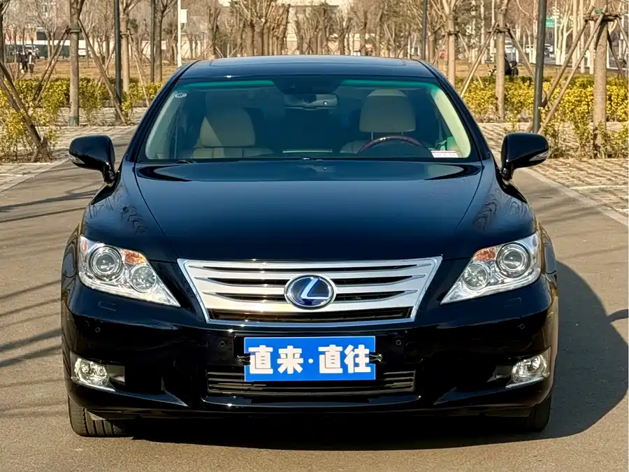 Lexus LS 2012 Гибрид