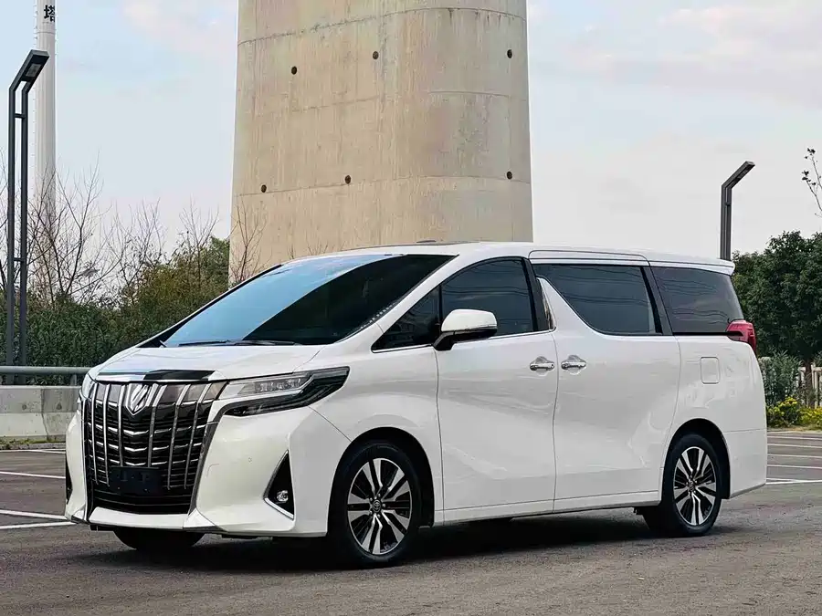 Toyota Alphard 2020 Бензин