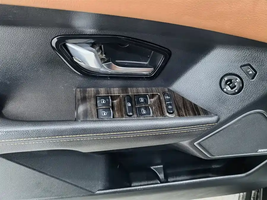 Land wind Landwind X7 2018 Бензин