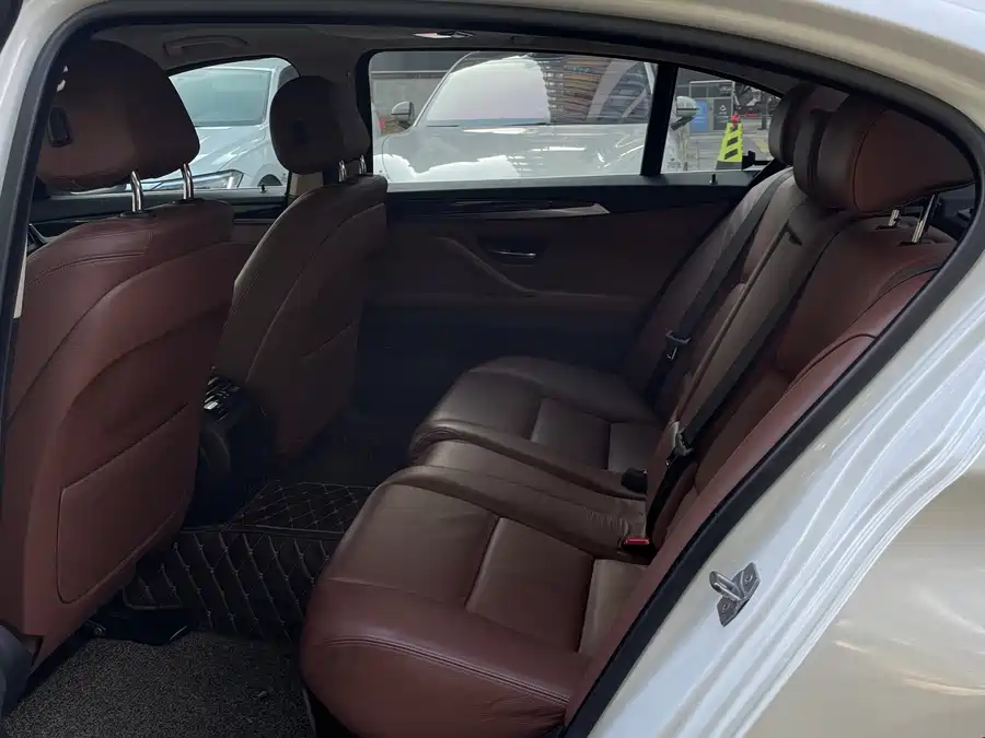 BMW 5 Series 2014 Бензин