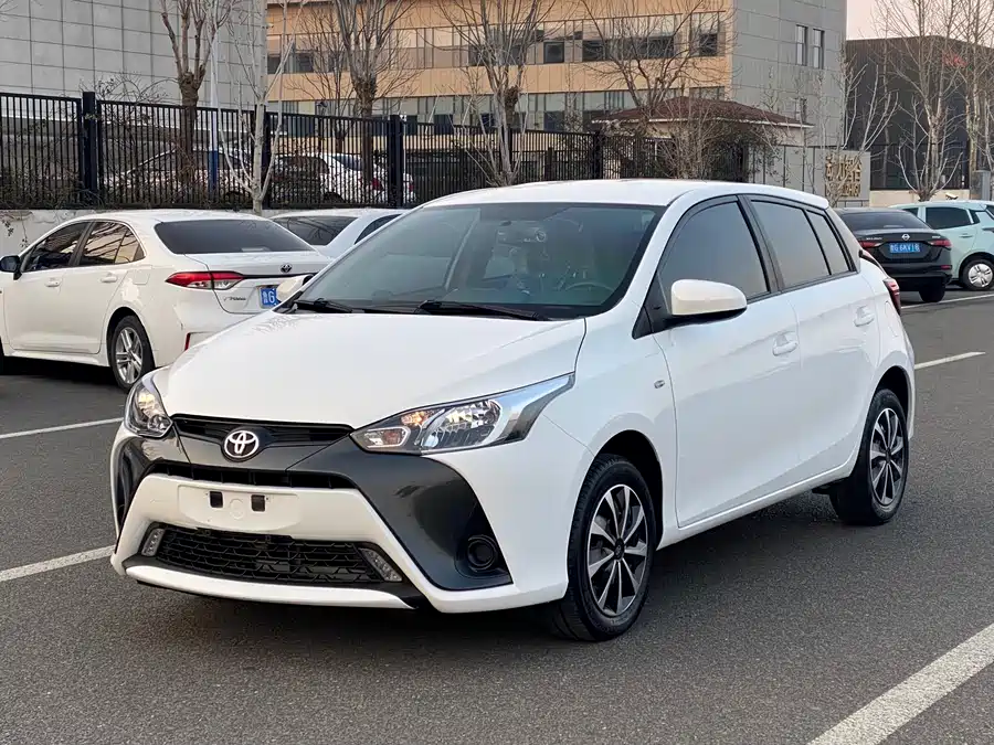 Toyota YARiS L 2019 Бензин