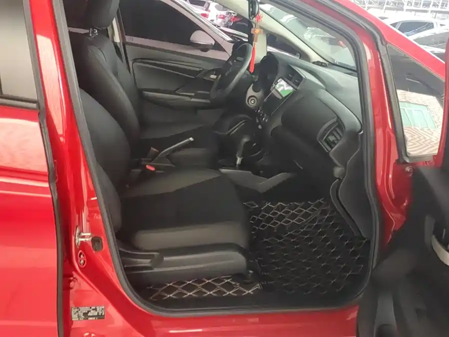 Honda Fit 2019 Бензин