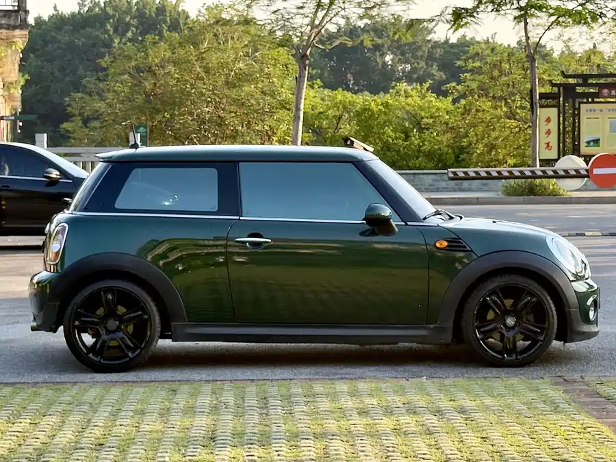 MINI 2012 Бензин