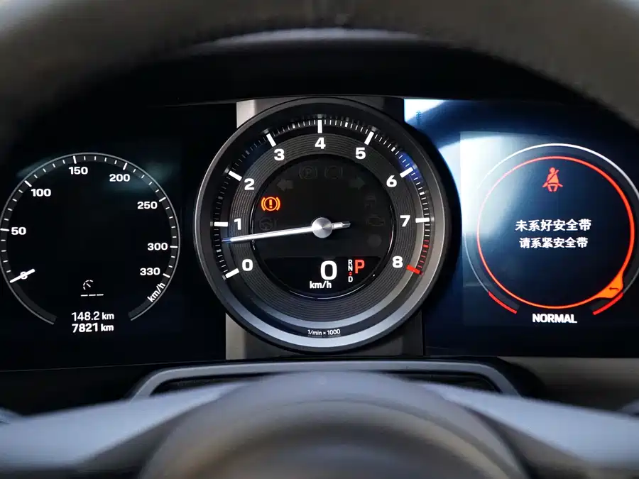 Porsche 911 2021 Бензин