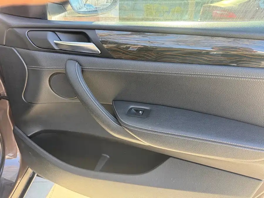 BMW X3 2012 Бензин