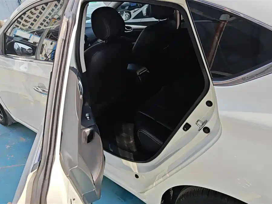 Nissan Sylphy 2020 Бензин