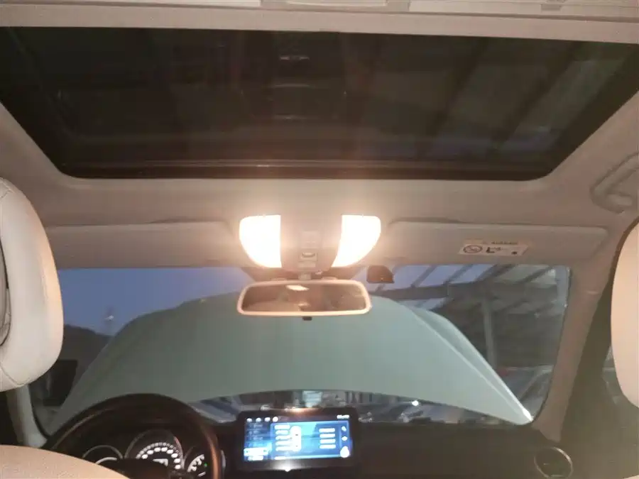 Mercedes-Benz C-Class 2014 Бензин