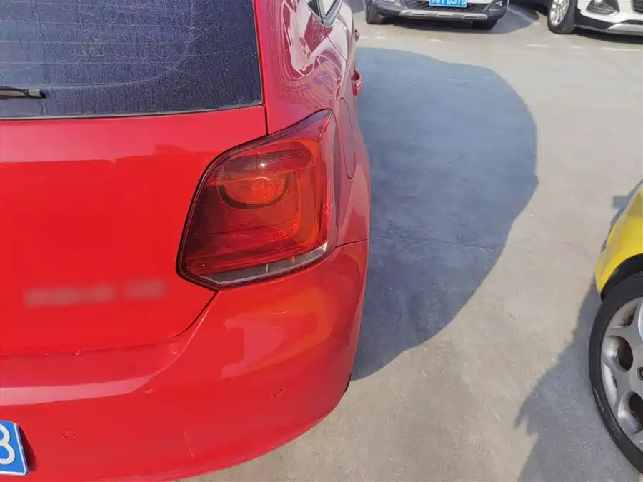 Volkswagen Polo 2014 Бензин