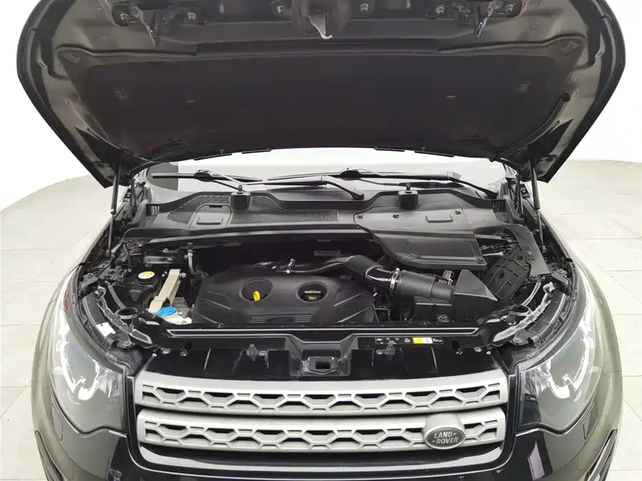 Land Rover Discovery Sport 2017 Бензин