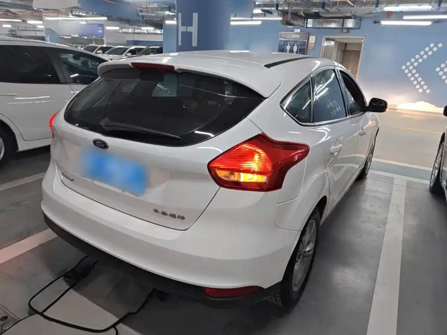 Ford Focus 2018 Бензин