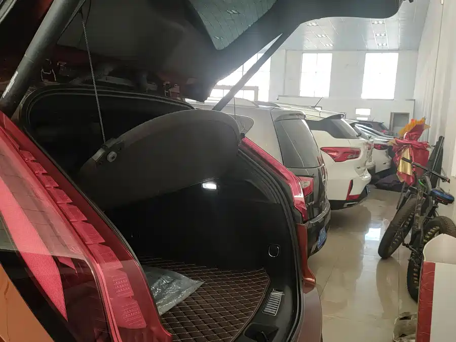 Cadillac XT4 2019 Бензин