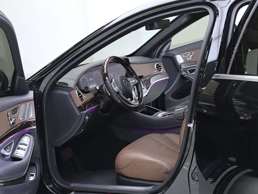 Mercedes-Benz S-Class 2019 Бензин