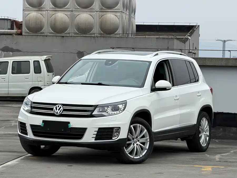 Volkswagen Tiguan 2013 Бензин