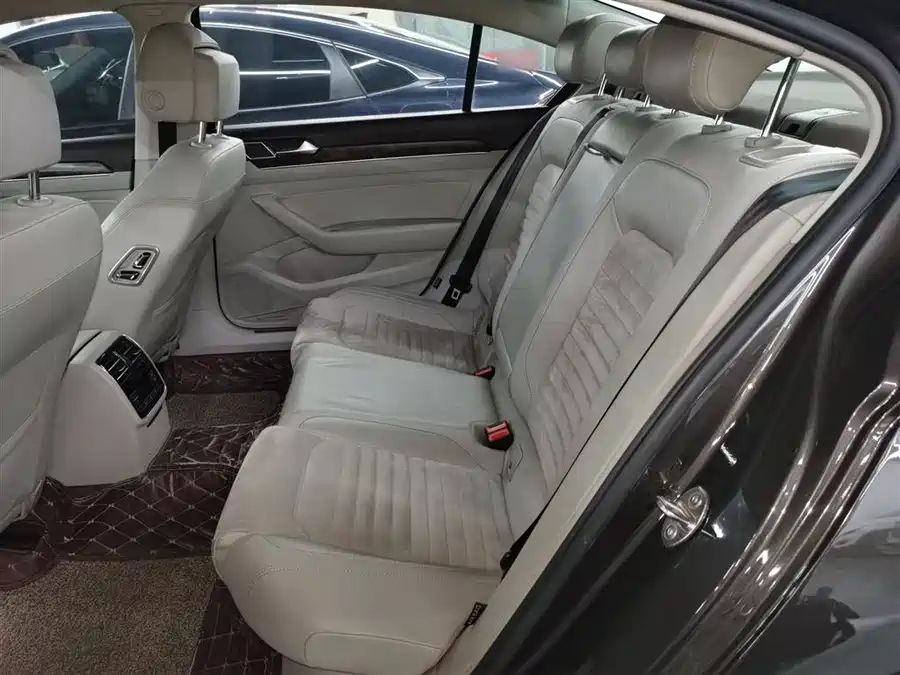 Volkswagen Magotan 2016 Бензин