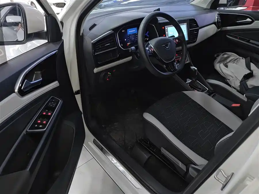 Jetta VS7 2024 Бензин