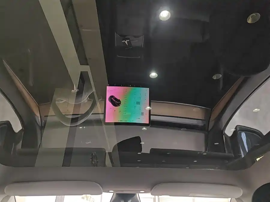 Tesla Model Y 2021 Электрический