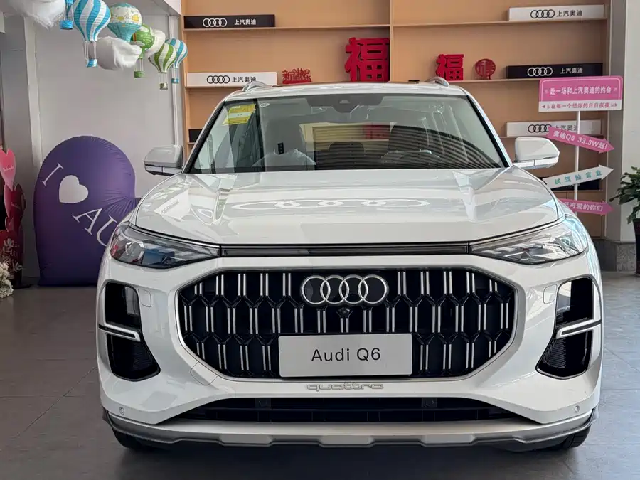 Audi Q6 2026 Бензин