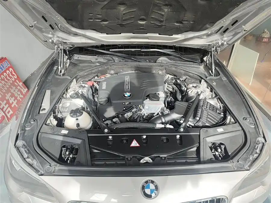 BMW 5 Series 2016 Бензин