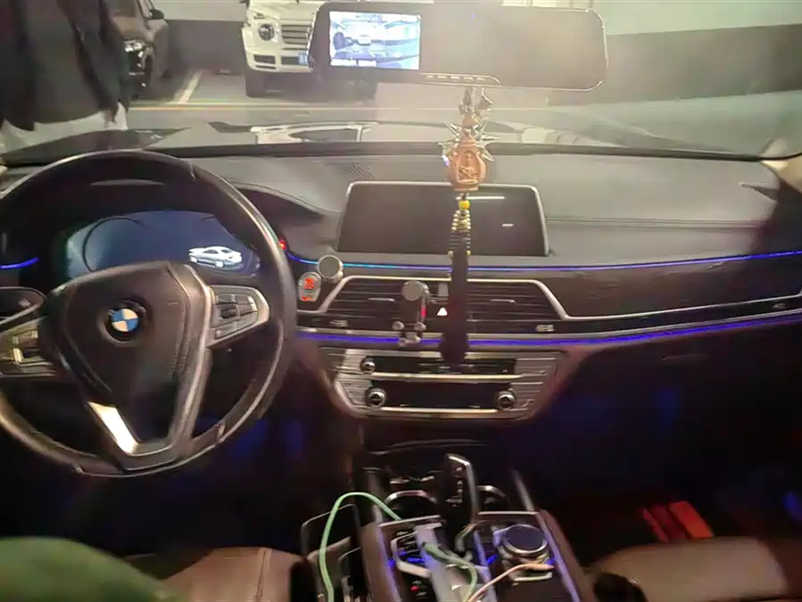 BMW 7 Series 2016 Бензин