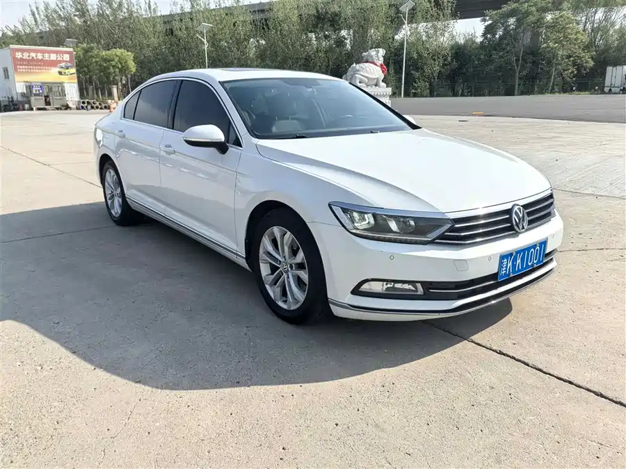Volkswagen Magotan 2017 Бензин