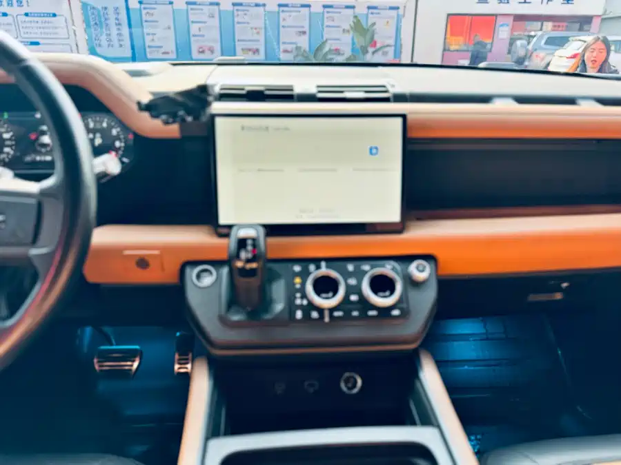 Land Rover Defender 2022 Гибрид