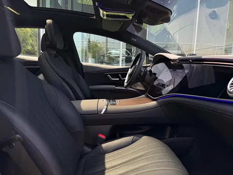 Mercedes-Benz EQS 2024 Электрический