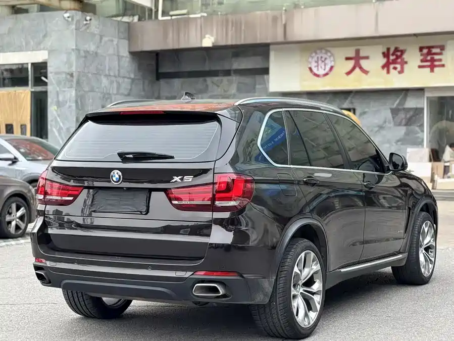 BMW X5 2018 Бензин