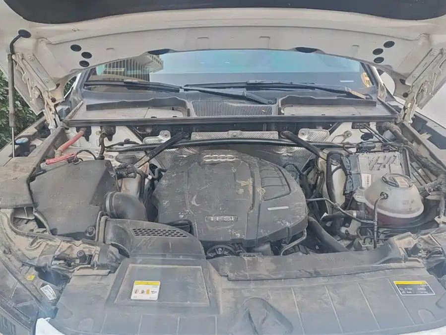 Audi Q5L 2021 Бензин