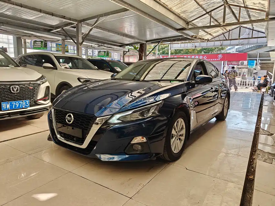 Nissan Altima 2019 Бензин
