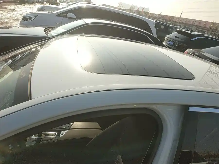 BMW 5 Series 2016 Бензин