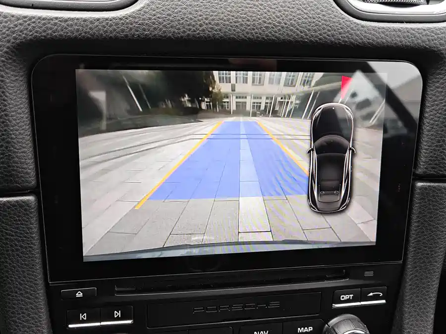 Porsche 718 2017 Бензин