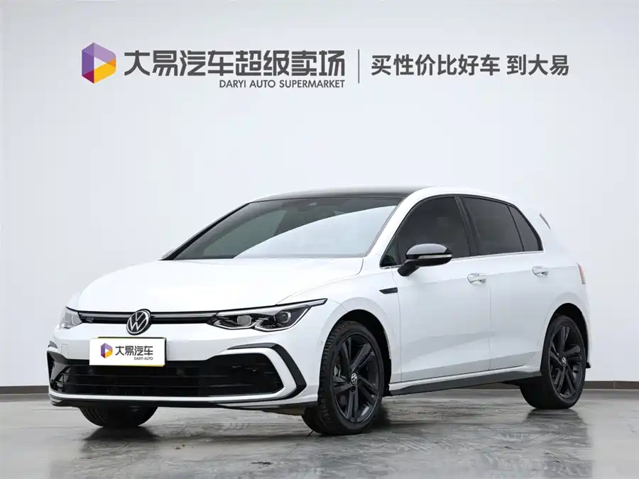 Volkswagen Golf 2021 Бензин