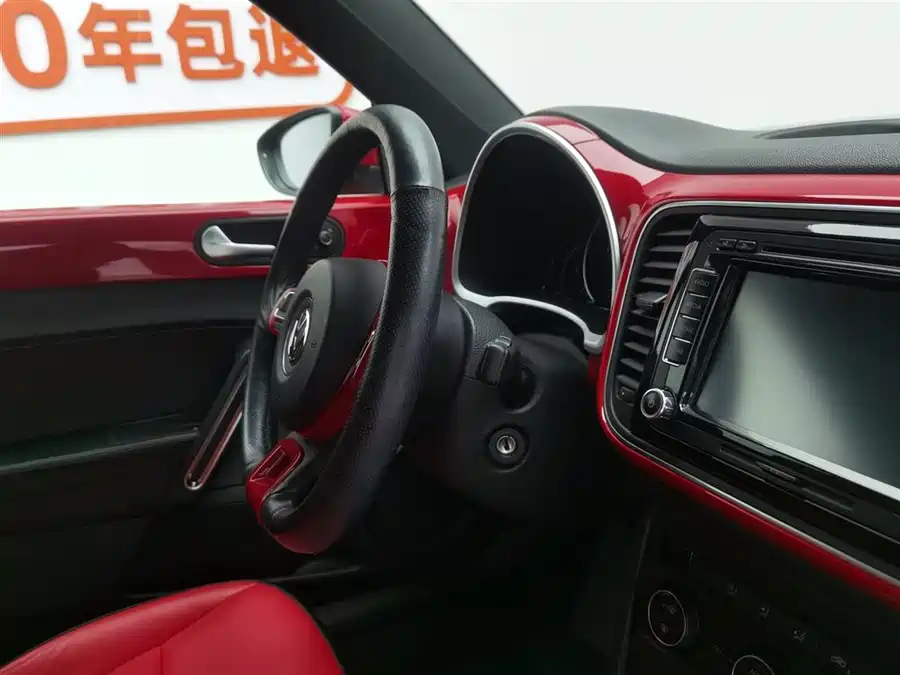 Volkswagen Beetle 2015 Бензин