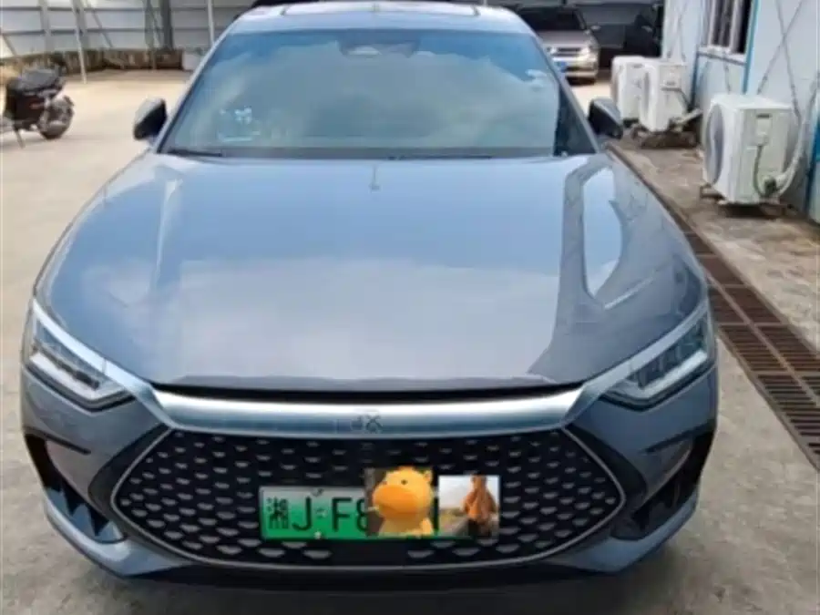 BYD Han 2024 Подключаемый гибрид